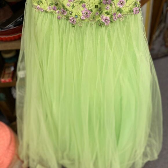 14-16 Precious Formals green strapless dress - Picture 3 of 7